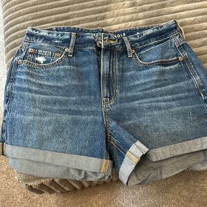 Denim shorts, tomgirl short, never worn, size 8